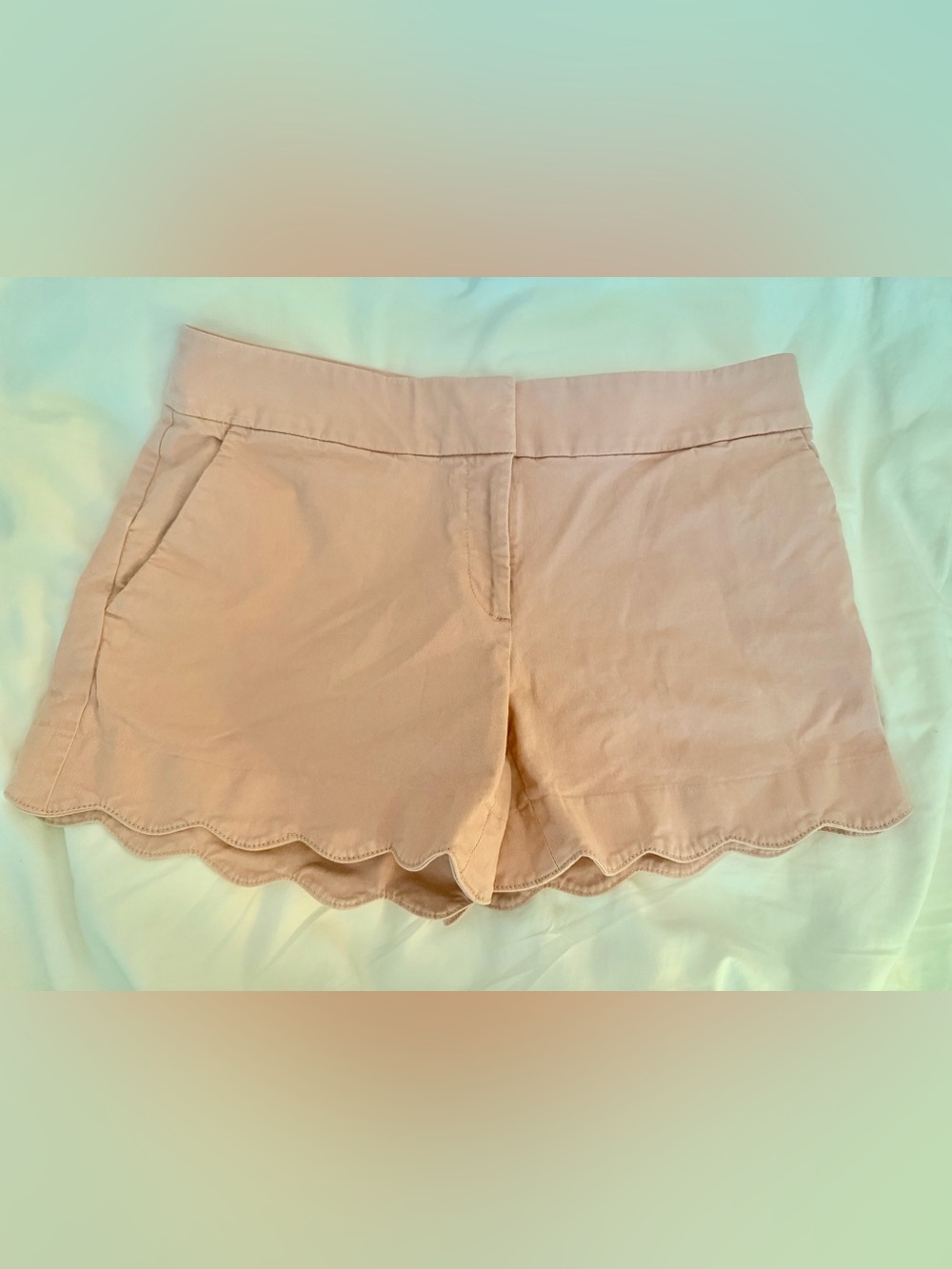 LOFT Buttercup Blush Scallop-Hem High Waist Shorts - Picture 4 of 6